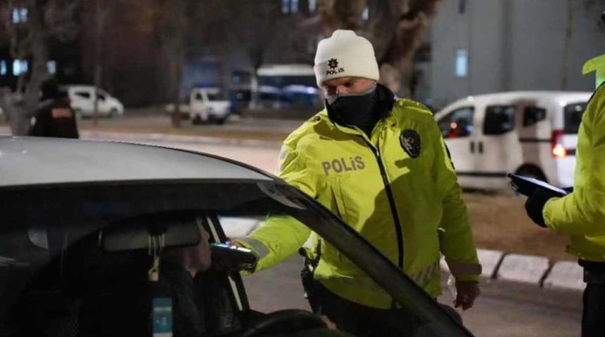 Isparta’da sürücülere cezai işlem uygulandı