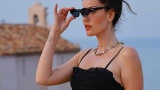 Boşanma iddialarıyla gündemdeydi! Pelin Akil New York pozlarıyla sosyal medyayı salladı