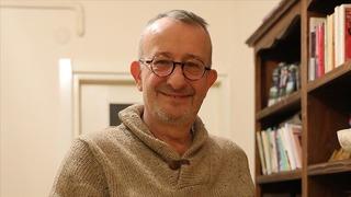 Usta sanatçı Naşit Özcan son yolculuğuna uğurlanıyor! Eşinden duygulandıran veda