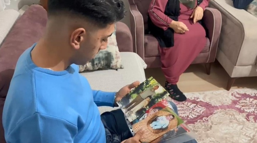 Evlatlık olduğunu öğrendi, gerçeği duyunca aramaya başladı! Annesini bulana ödül verecek...