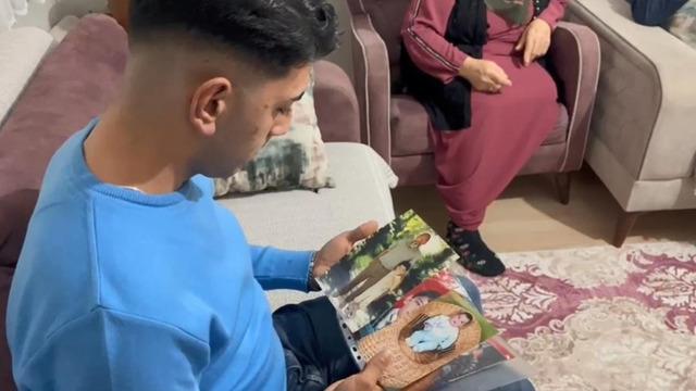 Evlatlık olduğunu öğrendi, gerçeği duyunca aramaya başladı! Annesini bulana ödül verecek...