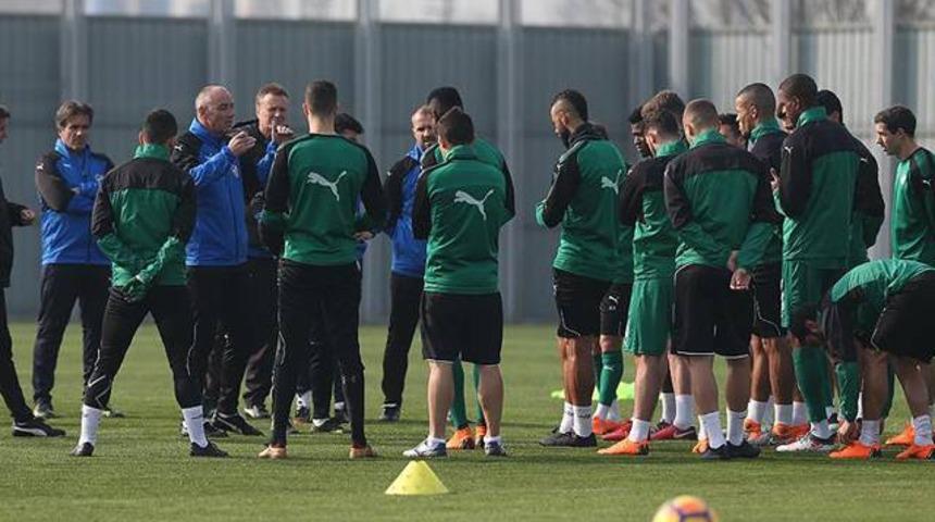 Bursaspor ge&ccedil;mişini arıyor