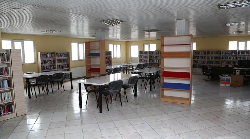 Cizre&rsquo;de Halk K&uuml;t&uuml;phanesi yenilenerek hizmetine sunuldu