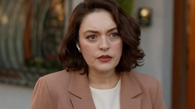 Yasadaki boşluktan faydalandılar: Evsizler Ezgi Mola'nın evini işgal etti... Değeri tam 700 bin euro!