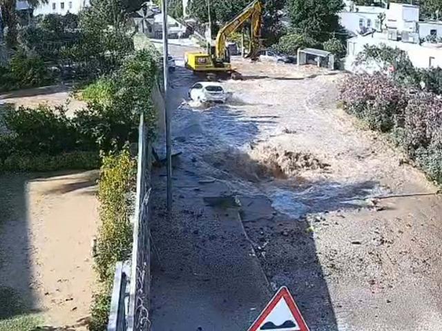 Bodrum'da ana ishale hattı patladı ortalık savaş alanına döndü! 