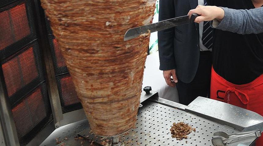 Samsun'da 126 işçi yediği tavuktan zehirlendi!