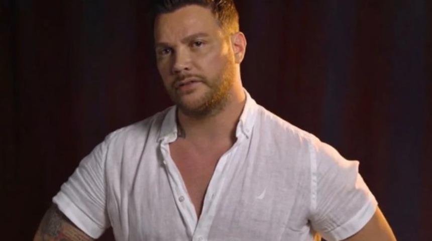 Sinan Akçıl imaj tazeledi! Yeni görüntüsü dile düştü