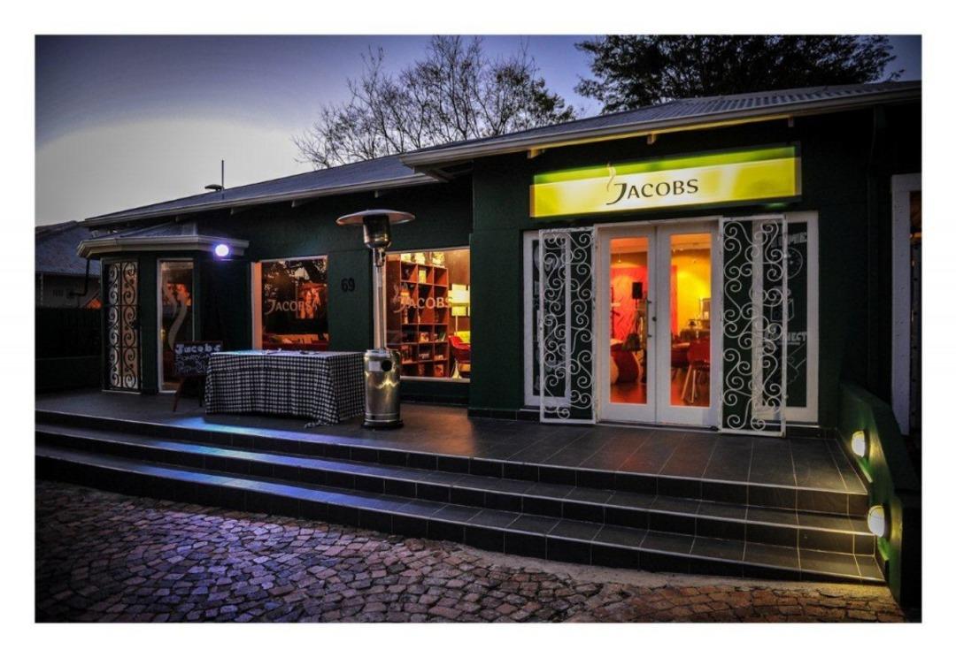 jacobs-cafe-outside-1024x705