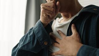 Nefes alamamak kaderiniz olmasın! KOAH hastalığı belirtileri nedir? Uzmanlar uyarıyor: Tek yastıkta uyuyamıyorsanız, nefes darlığınız varsa mutlaka araştırın