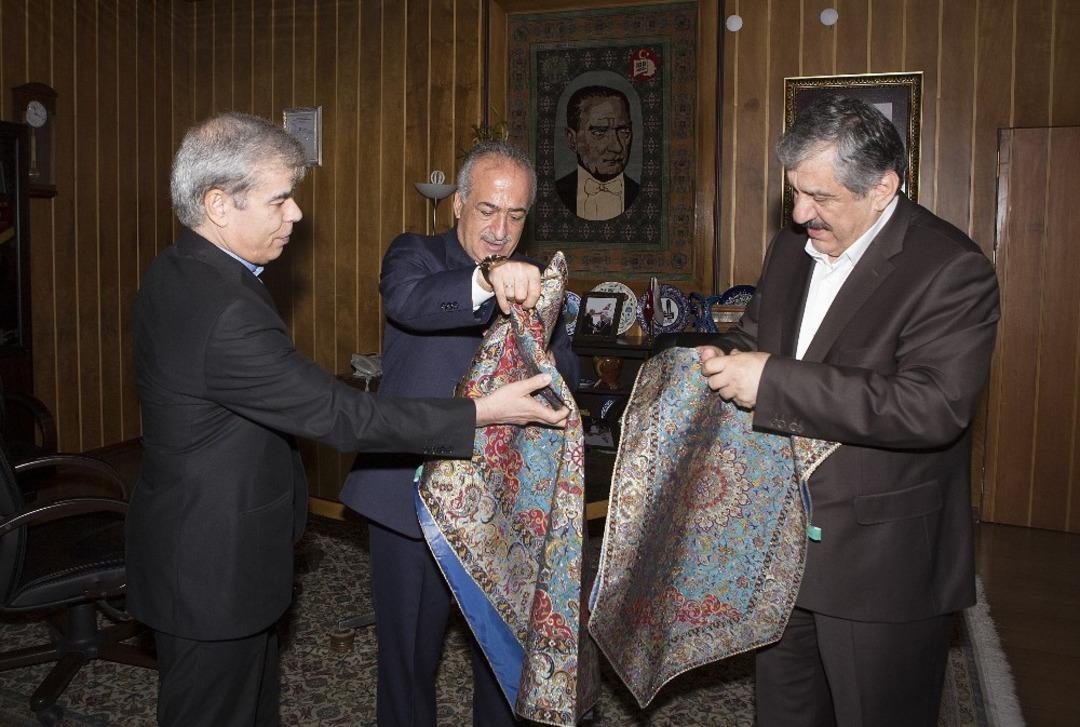 Atat&uuml;rk &Uuml;niversitesi ile İran Urmiye Tıp &Uuml;niversitesi arasında diploma denklik protokol&uuml; imzalandı