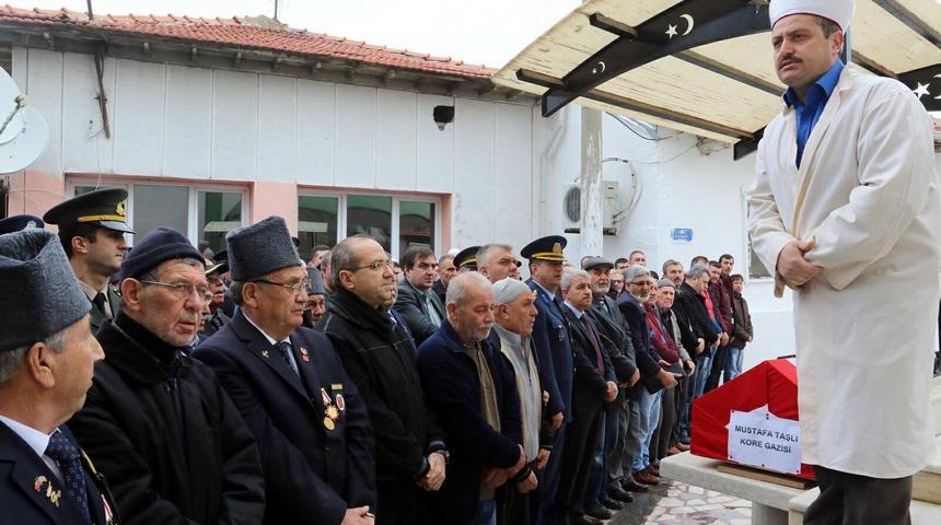Akhisarlı Kore gazisi, son yolculuğuna uğurlandı