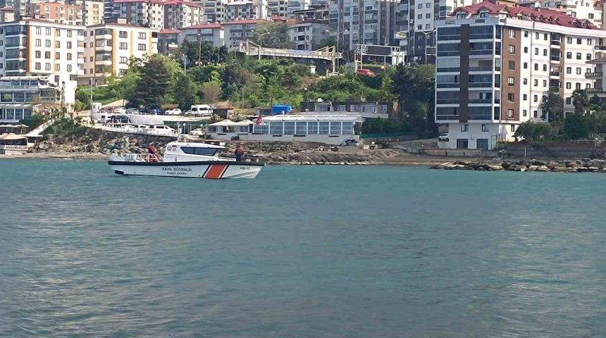 Trabzon’da serinlemek için denize giren 2 çocuk boğuldu