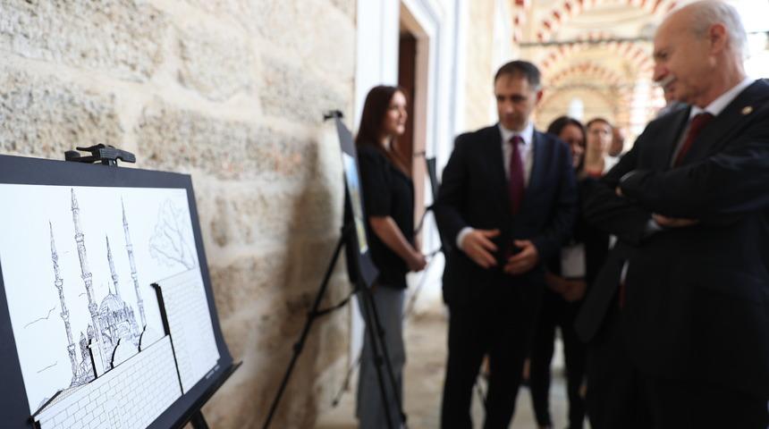 Edirne'de tarihi külliyede eskiz sergisi açıldı