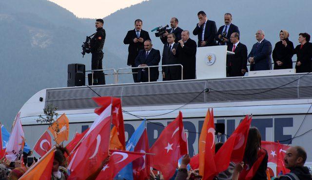 Erdoğan: Bizim kanımızda sivilleri vurmak yok ama sizin kanınızda var (3)