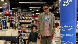 Can Bonomo D&R'a gidip alışveriş yaptı, tepki yağdı! Paylaşımı gündem oldu