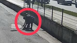 Jandarma, nefes borusuna yiyecek kaçan çocuğu 'Heimlich' manevrasıyla kurtardı