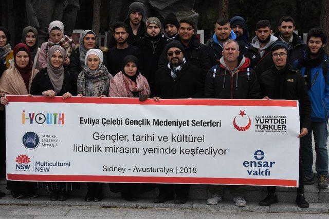 Avustralya’daki Türkler, şehitlikleri ziyaret etti