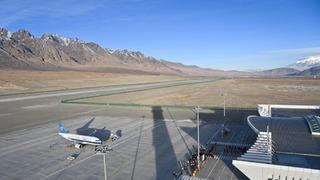 Hindistan, 24 havalimanının kapalı kalma süresini 15 Mayıs'a kadar uzattı