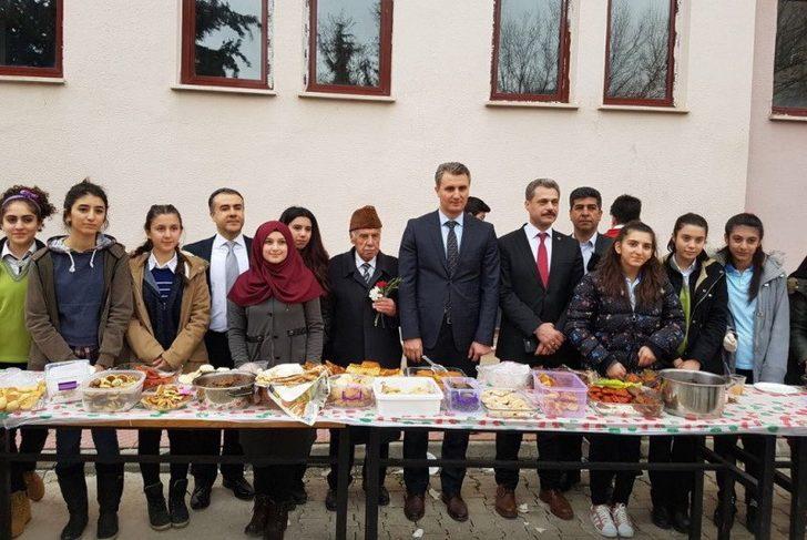 Mustafa Erdemoğlu Anadolu Lisesinden anlamlı etkinlik