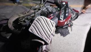 Bisikletliye vurmamak için canından oldu