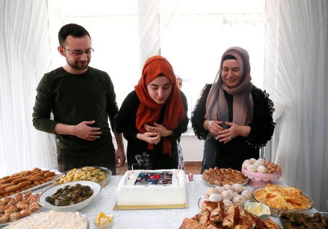 Şehit binbaşının kızı İrem'e İçişleri Bakanı Soylu'dan doğum günü hediyesi