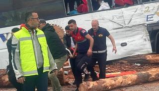 Çanakkale'de zincirleme kaza! 6 ölü, çok sayıda yaralı var