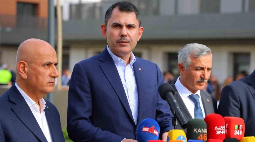 Bakan Kurum: "Bu yılın sonunda da tüm depremzedeler evlerine kavuşacak"