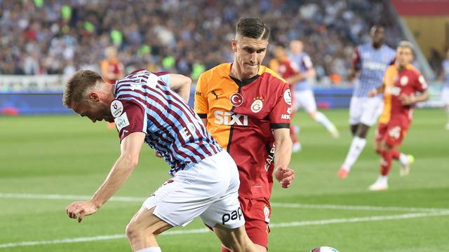 Galatasaray, Trabzonspor deplasmanından galibiyetle döndü! Haftaya Kayserispor maçında şampiyonluk ihtimali artık çok yüksek...