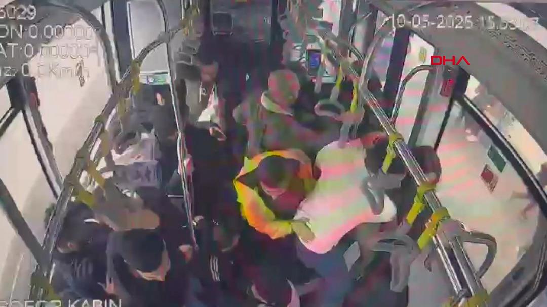 1 kişi hayatını kaybetmişti! Beylikdüzü ndeki metrobüs kazasının yeni görüntüleri ortaya çıktı 2