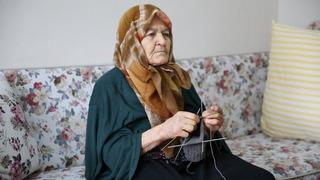 110 yaşındaki Hayriye nineye Anneler Günü hediyesi