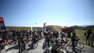 25 ilden 1000 bisikletli Çanakkale'de şehitler için pedal çevirdi