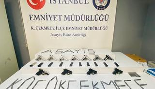 İstanbul'da ruhsatsız 19 tabancanın ele geçirildiği operasyonda yakalanan zanlı tutuklandı