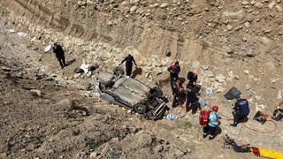 Bingöl'de otomobil, dere yatağına devrildi: 7 yaralı