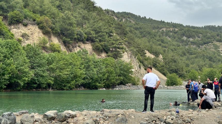 Yer: Osmaniye! Dereye giren 15 yaşındaki çocuk boğularak hayatını kaybetti