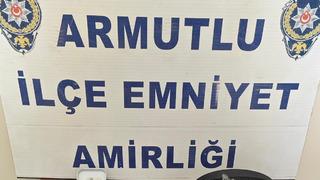 Yalova'da uyuşturucu operasyonunda 2 tutuklama! Çok sayıda uyuşturucu madde ele geçirildi