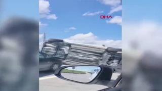 Edirne'de korkutan kaza! Otomobiller kavşakta çarpıştı: 5 kişi yaralandı