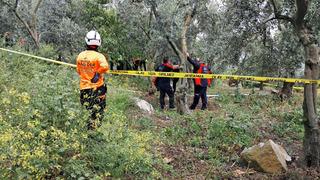 Bursa'da feci ölüm! Emekli öğretmen ağaca asılı halde bulundu: Yakınları gözyaşlarına boğuldu