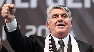 Beşiktaş'ta Serdal Adalı yeniden başkanlığa seçildi
