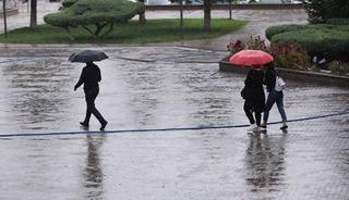 Meteoroloji tarih vererek uyardı! Sağanak yağış geri dönüyor