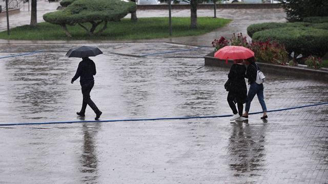 Meteoroloji tarih vererek uyardı! Sıcaklıklar geldi derken yeni haftada hava tersine dönecek: Sağanak bekleniyor