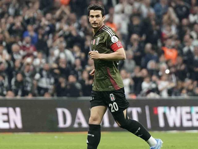 Necip Uysal 274 gün sonra formasına kavuştu