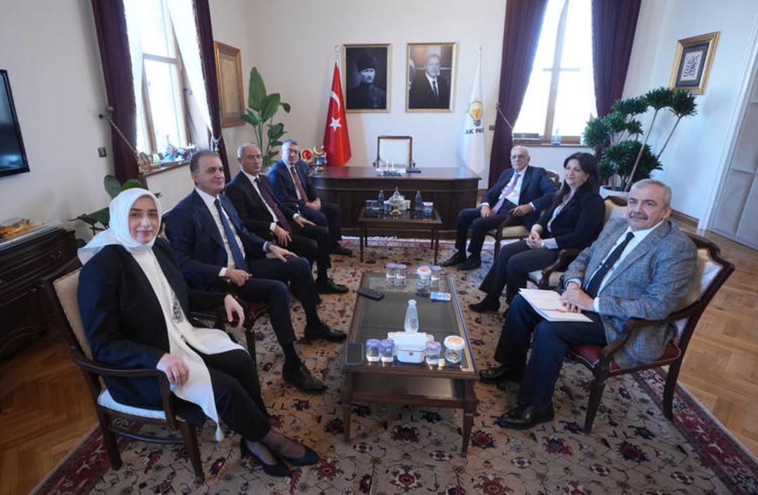Bir çağrıdan bir fesihe... İşte Bahçeli nin çağrısıyla başlayan ve PKK nın silah bırakmasıyla sonlanan süreç ve detayları 11