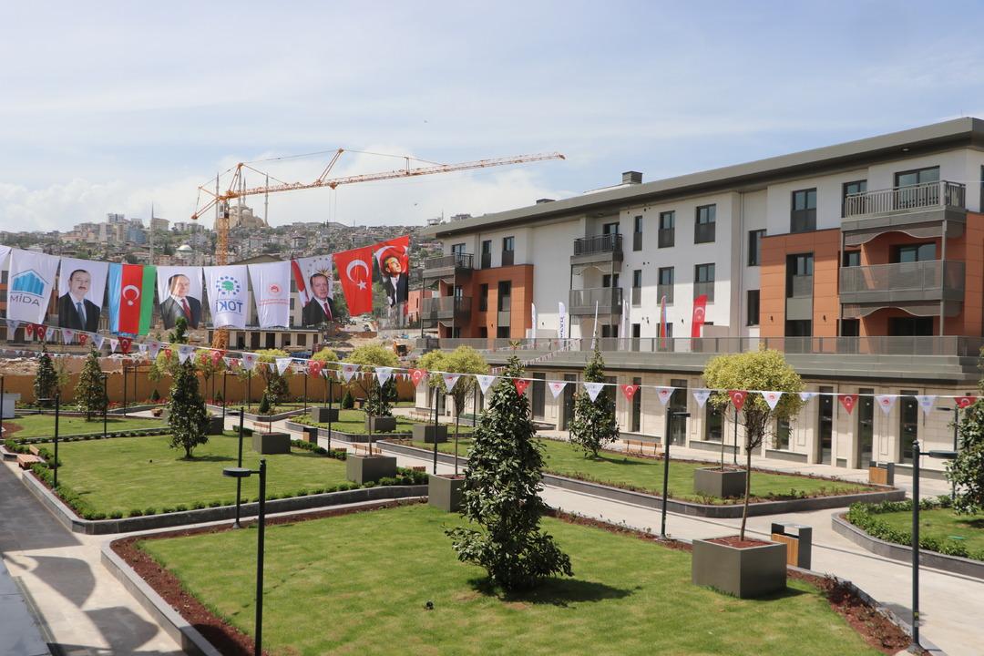 Bakan Kurum tarih vererek açıkladı: Deprem bölgesinde 250 bininci konut teslim edilecek! 5