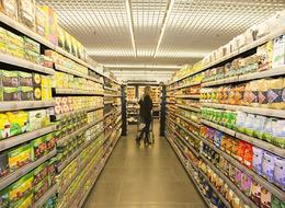 Ticaret ve perakende satış hacmi martta yıllık bazda arttı