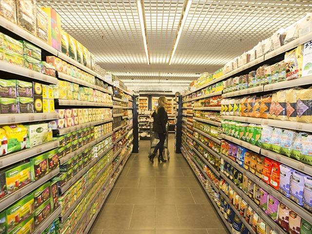 Ticaret ve perakende satış hacmi martta yıllık bazda arttı