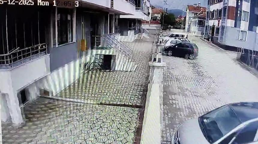 Amasya’da deprem anı kamerada