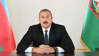Aliyev'den 'Terörsüz Türkiye' mesajı!  Terör örgütü PKK'nın fesih ve silah bırakma kararına ilişkin Türkiye'ye tebriklerini iletti