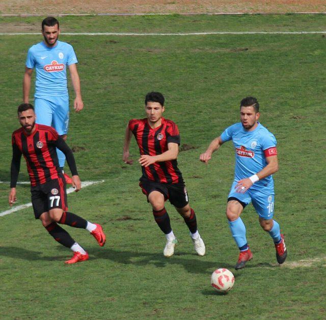 Pazarspor- Turgutluspor: 2-0