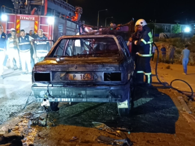 Alkollü sürücü otomobilini yaktı