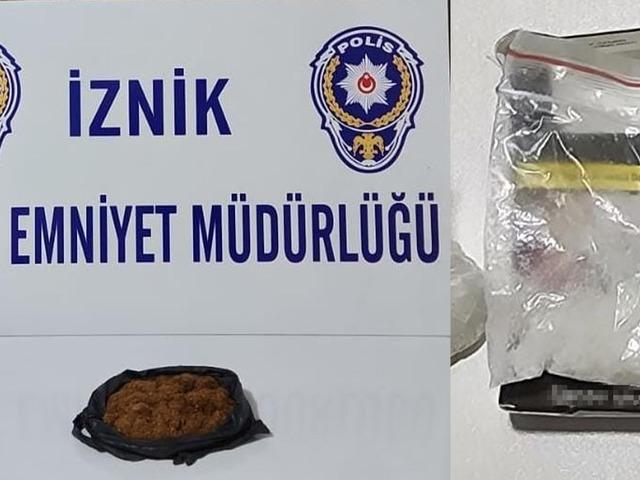 İznik'te polis ekiplerinin durdurduğu araçtan uyuşturucu çıktı